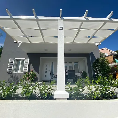 House Canis Σπίτι διακοπών Žuljana